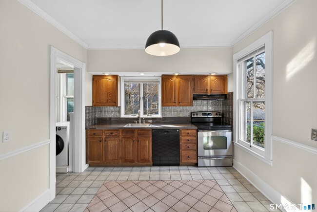 Photo - 339 Willow St Unit 2