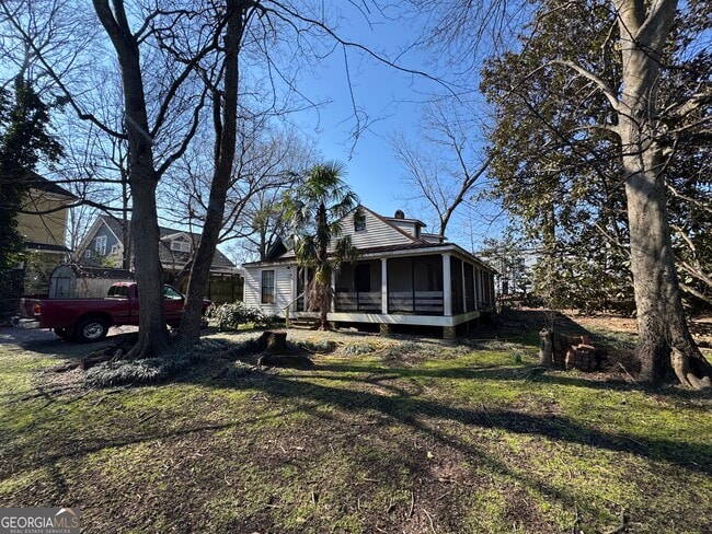 Building Photo - 455 N Harris St