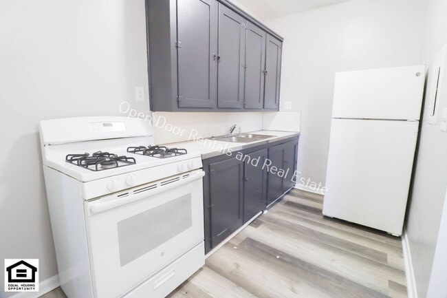 Photo - 236 S Grant St Unit A