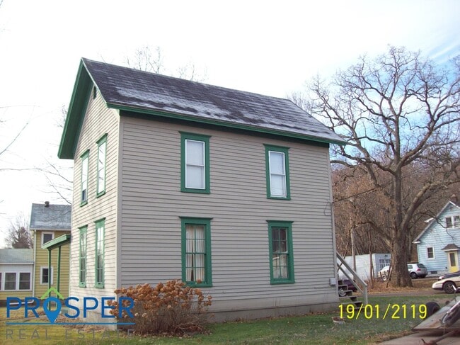 Building Photo - FE106X Unit FE106X