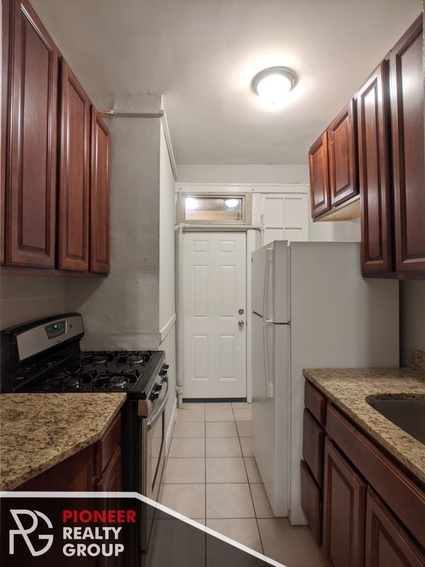 Photo - 540 W Surf St Unit GDN