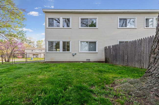 Photo - 31546 Alpena Ct