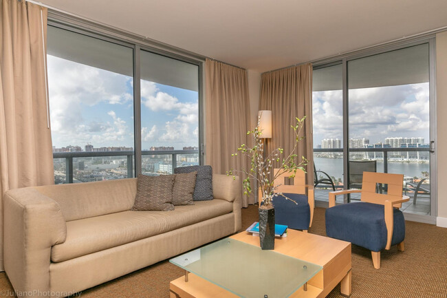 Building Photo - 18683 Collins Ave Rental