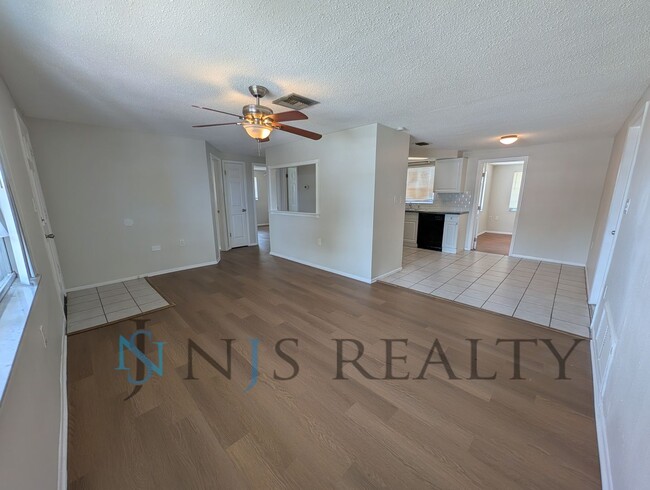 Photo - 3 bed,2 bath ~ With garage, workshop & shed!! NEW floors, NEW paint! Updated bathroom & kitchen w...