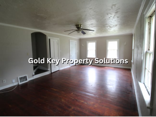 Photo - 1618-1620 W 10th Street Unidad 1620 W 10th Street