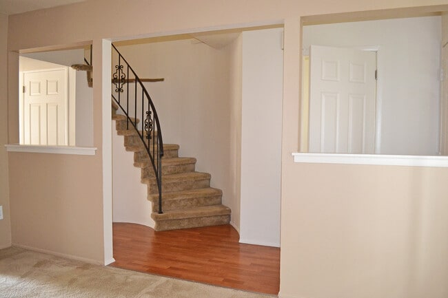 Photo - Royal Woods - Riverview, MI