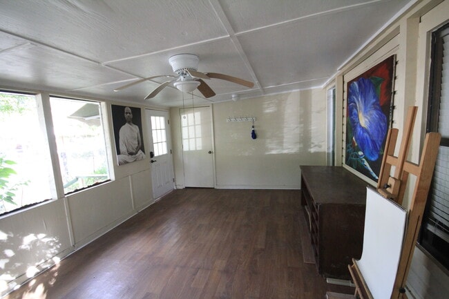 Habitación delantera - 25140 NE 133rd St