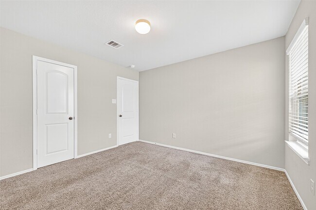 Photo - 21414 Hartford Hollow Ln