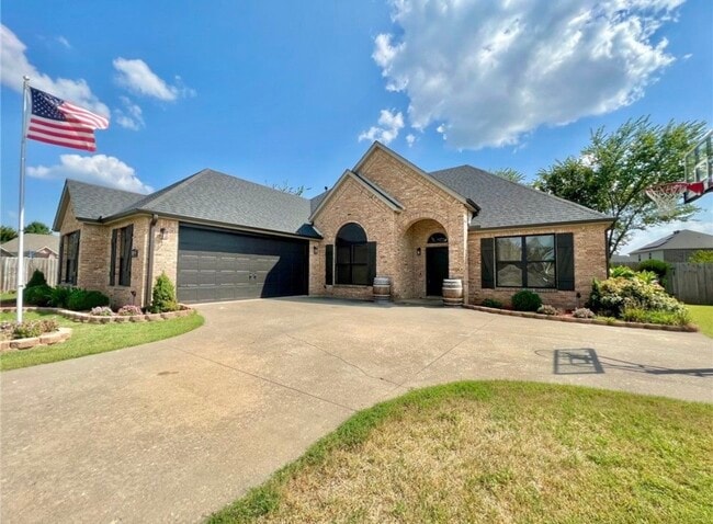 Photo - 11890 Club House Pkwy