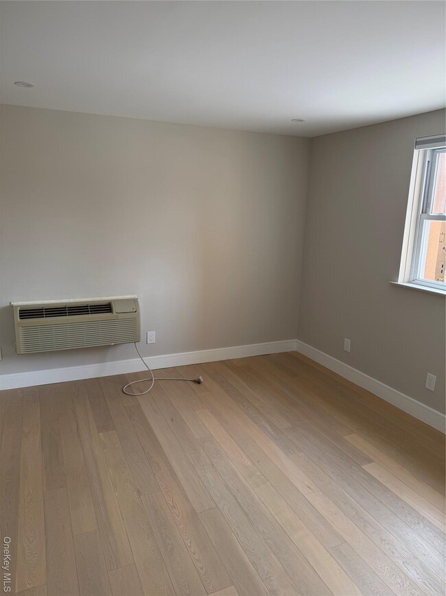 Photo - 320 Post Ave Unit 2G