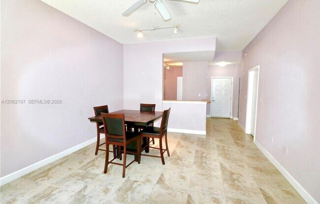 6001 SW 70th St Unit 117