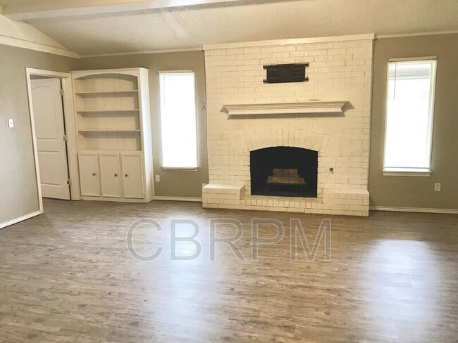 Photo - 8606 Geneva Ave