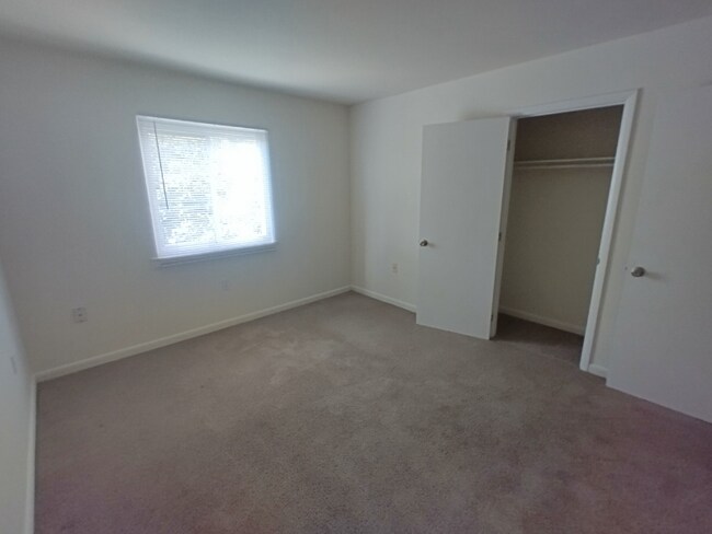 Photo - 600 Reusens Rd Unit E53