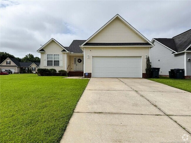 Building Photo - 225 Shakerstone Dr Rental