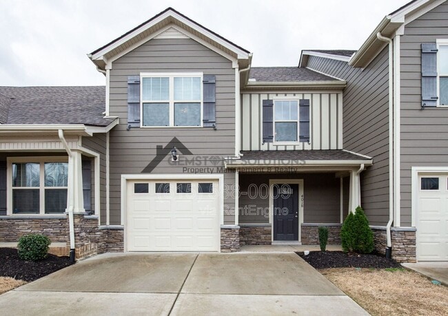 Building Photo - 4018 Commons Dr