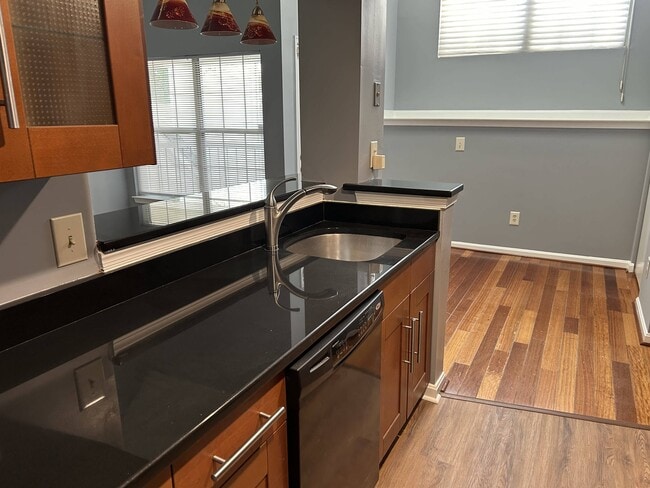 Photo - 14118 Bowsprit Ln Unit 806