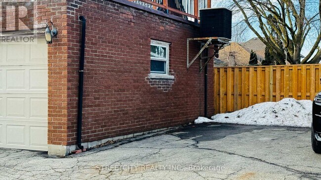 Photo - 346 Ashland Ave