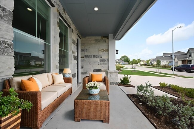 Photo - 33019 School Hl Rd