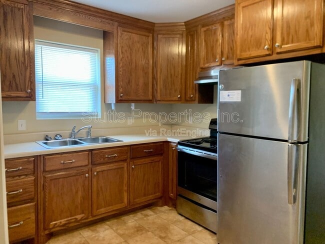 Photo - 900 W Montgomery Ave Unit 205