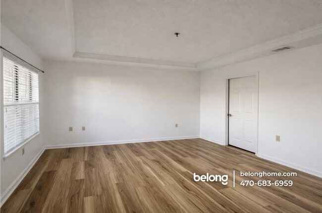 Photo - 512 Bentley Pl