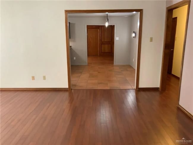 Photo - 3620 Gumwood Ave