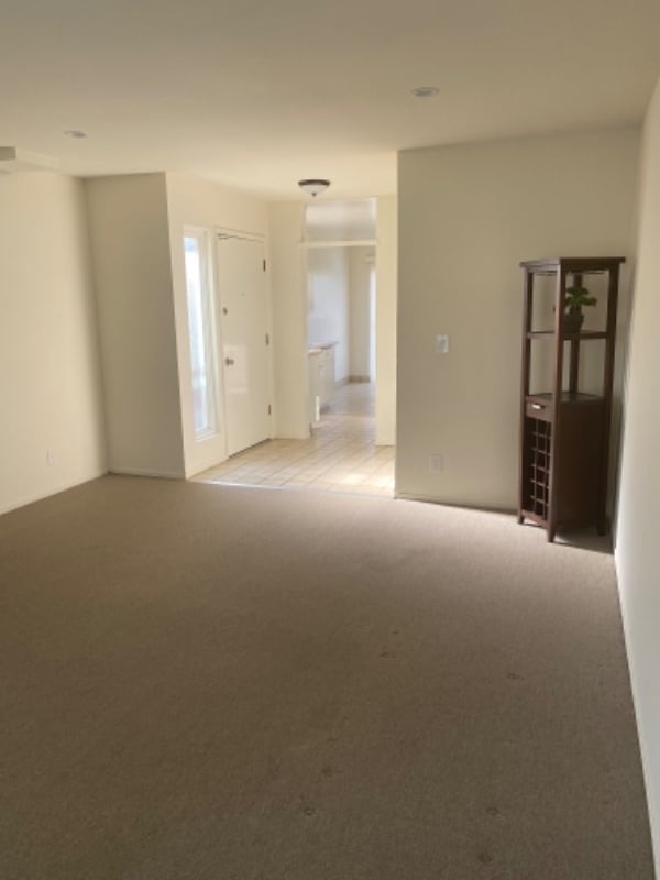 Photo - 4371 Hoen Ave