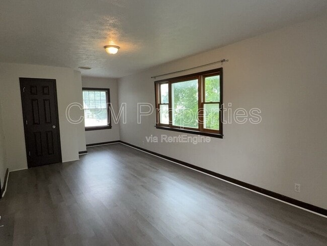 Photo - 112 N Green St