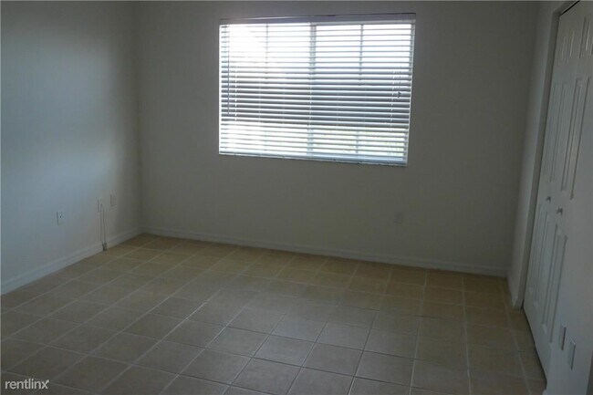 Photo - 1 br, 1 bath Condo - 2201 W Preserve Way 2...