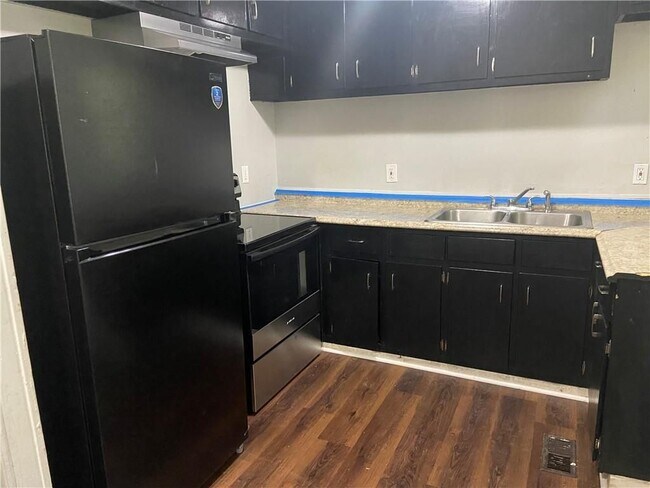 Photo - 3066 Waters Rd SW