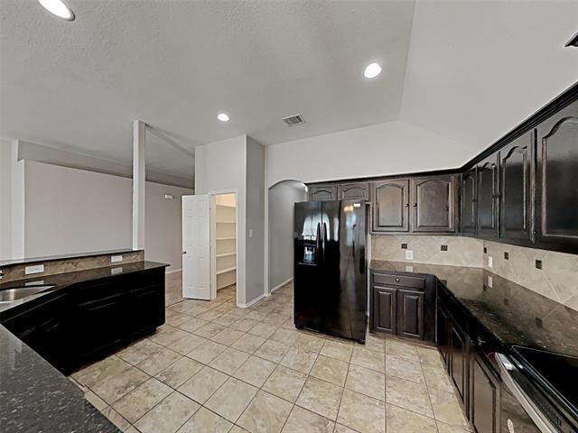 Photo - 632 Hutchins Dr
