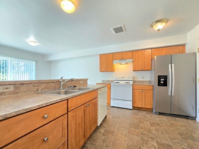 Photo - 1205 Frontier Cir E Unit A