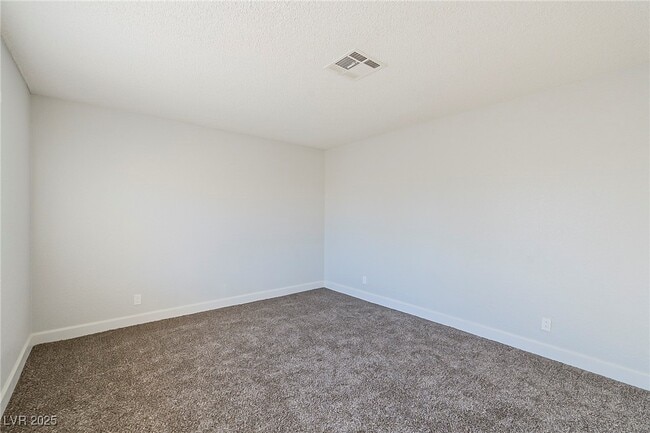 Building Photo - 832 Mantis Way Rental