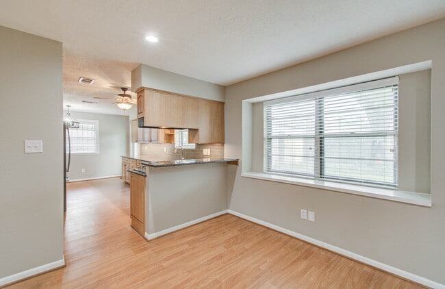 Photo - 5710 Verdome Ln