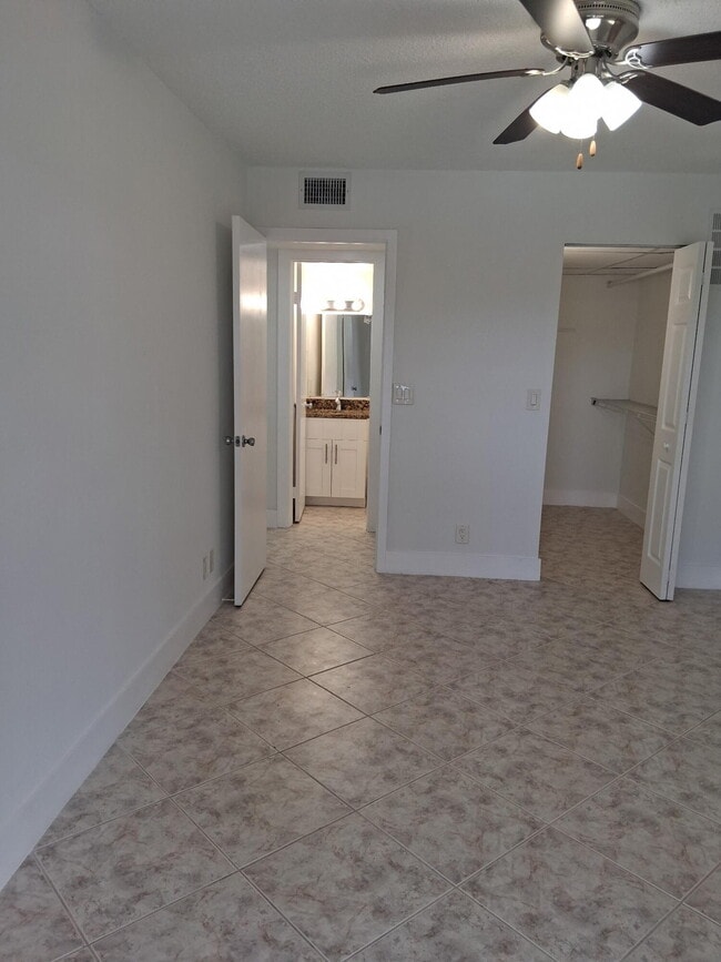 Photo - 2100 Springdale Blvd Unit 303