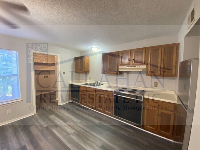 Photo - 114 Rimrock Pl Unit B