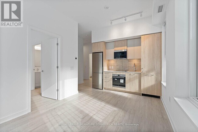 Photo - 30 Dreamers Wy Unité 249