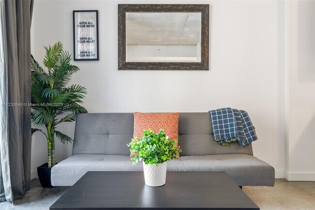 Photo - 151 SE 1st St Unit 809