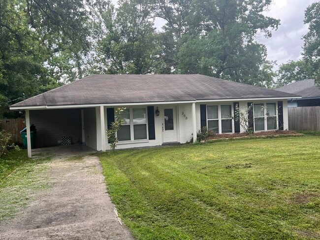 Photo - 350 E Pecan St