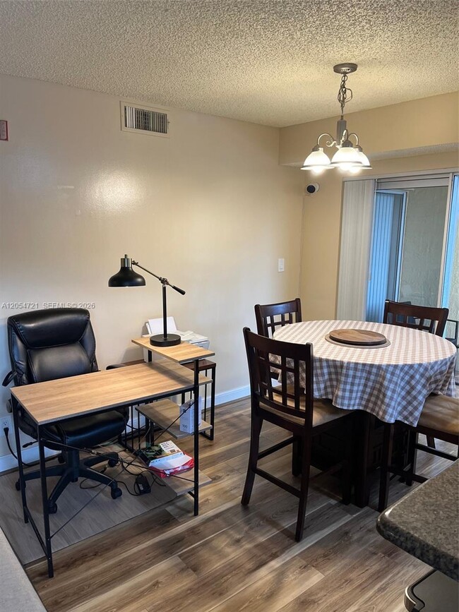 Photo - 7620 Westwood Dr Unit 214