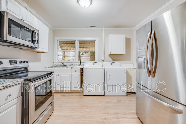 Photo - 1123 E 70th St Unit Apt A