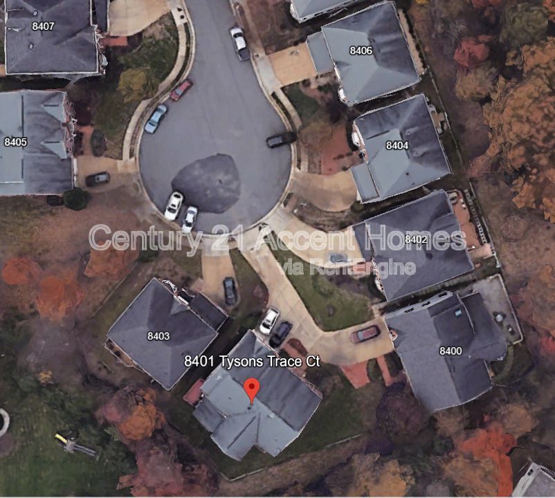 Photo - 8401 Tysons Trace Ct House