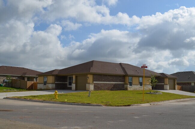 Photo - 1907Yuron Unit A-MAKE READY