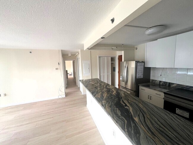 Photo - 872 Massachusetts Ave Unit 606