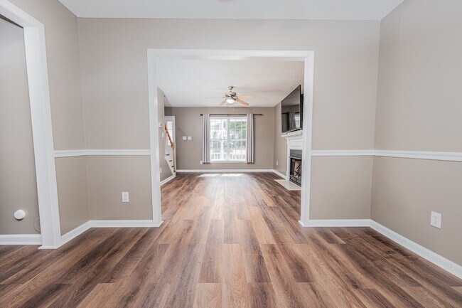 Photo - 103 Druid Ct
