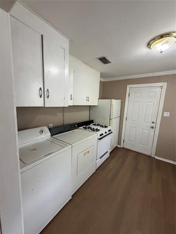 Photo - 267 E Lister St