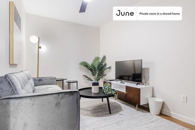 Photo - Room in Shared 3 bed/1 bath home Unidad C