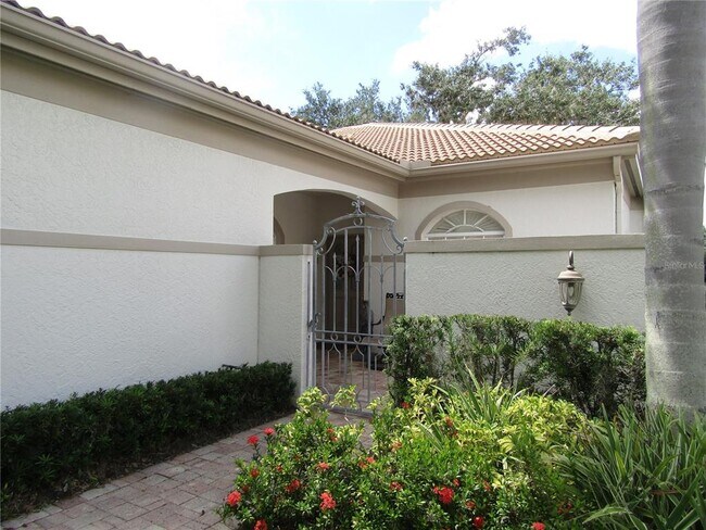 3881 Chatsworth Greene Ct