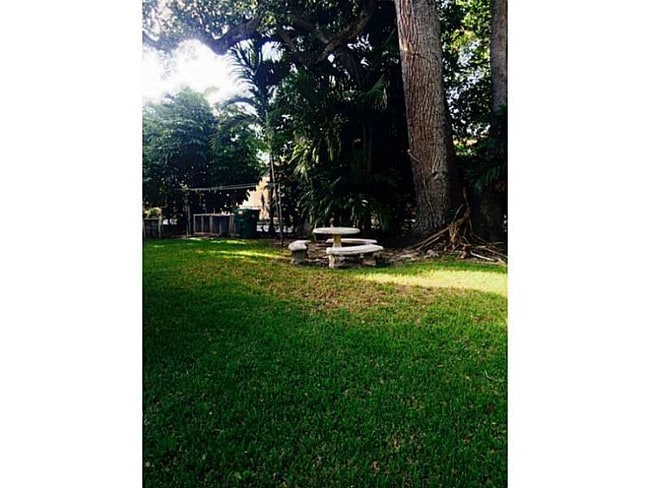 928 Bird Road - 928 Bird Road