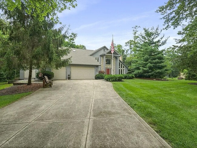 Building Photo - 7832 Country Brook Ln