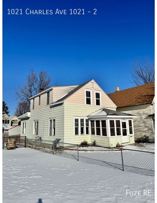 Building Photo - 1021 Charles Ave Unit 2